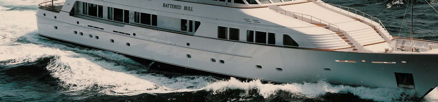 The expert of yacht painting and yacht refinishing